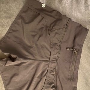 *LULULEMON BLACK WORN ONCE SHORTS!*
